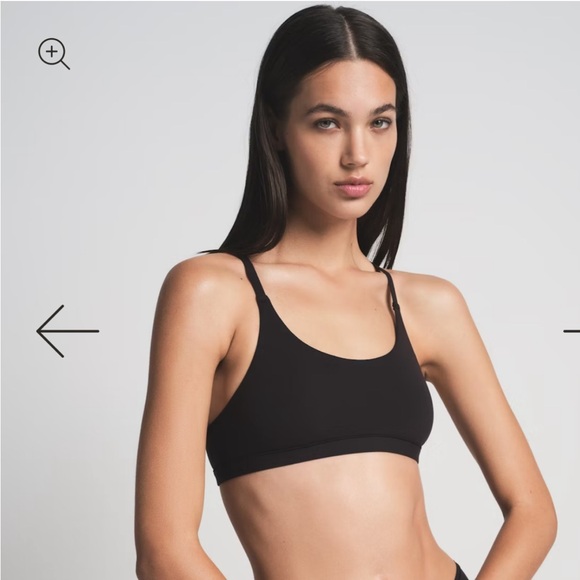 SKIMS Other - SKIMS FITS EVERYBODY RACERBACK BRALETTE ONYX